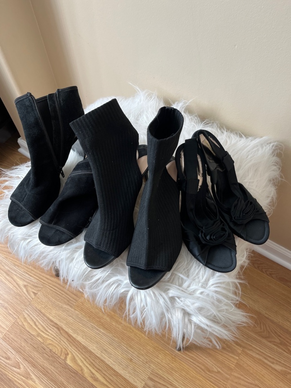 Women's Black Shoes/Bundle-3 Pairs-Size 9.Diane von Furstenberg,Leith, MaxStudio